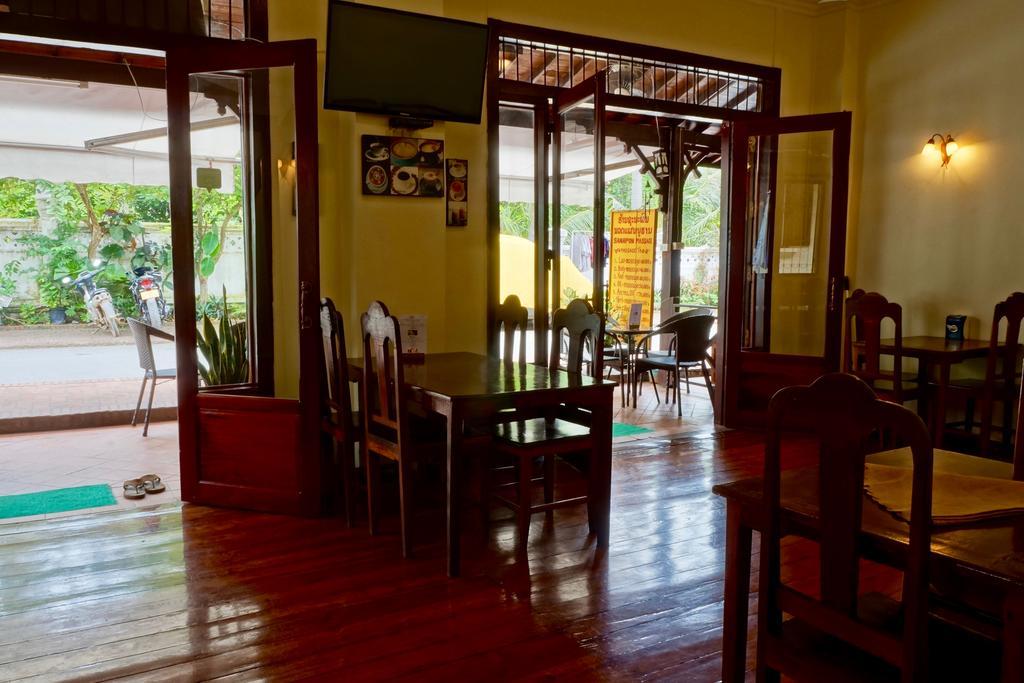 Rimvang Guesthouse Λουάνγκ Πραμπάνγκ Εξωτερικό φωτογραφία