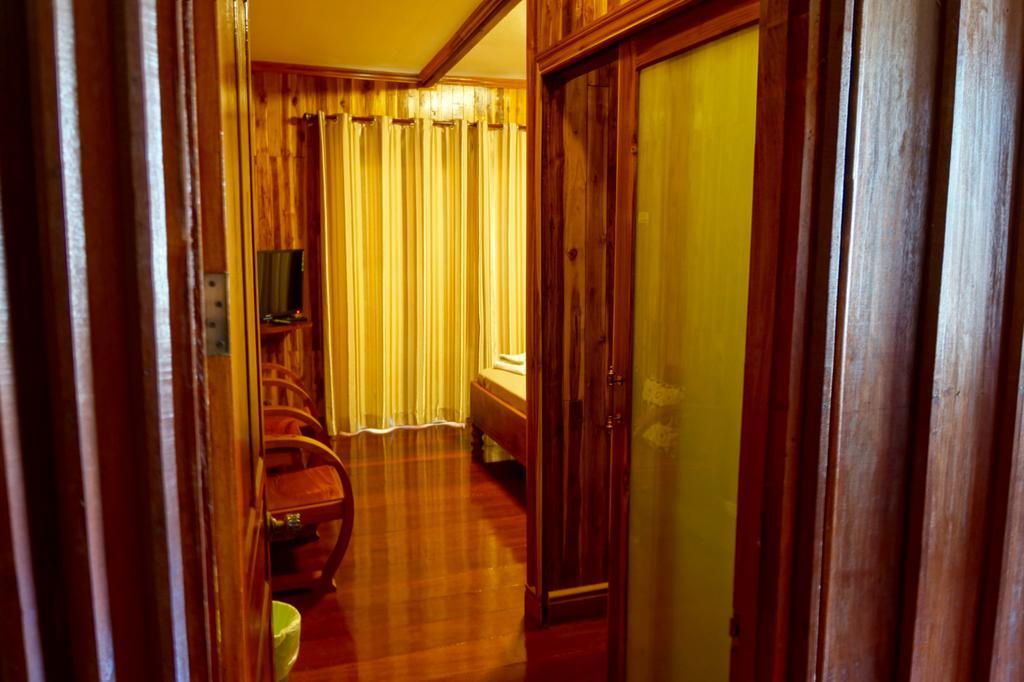 Rimvang Guesthouse Λουάνγκ Πραμπάνγκ Εξωτερικό φωτογραφία