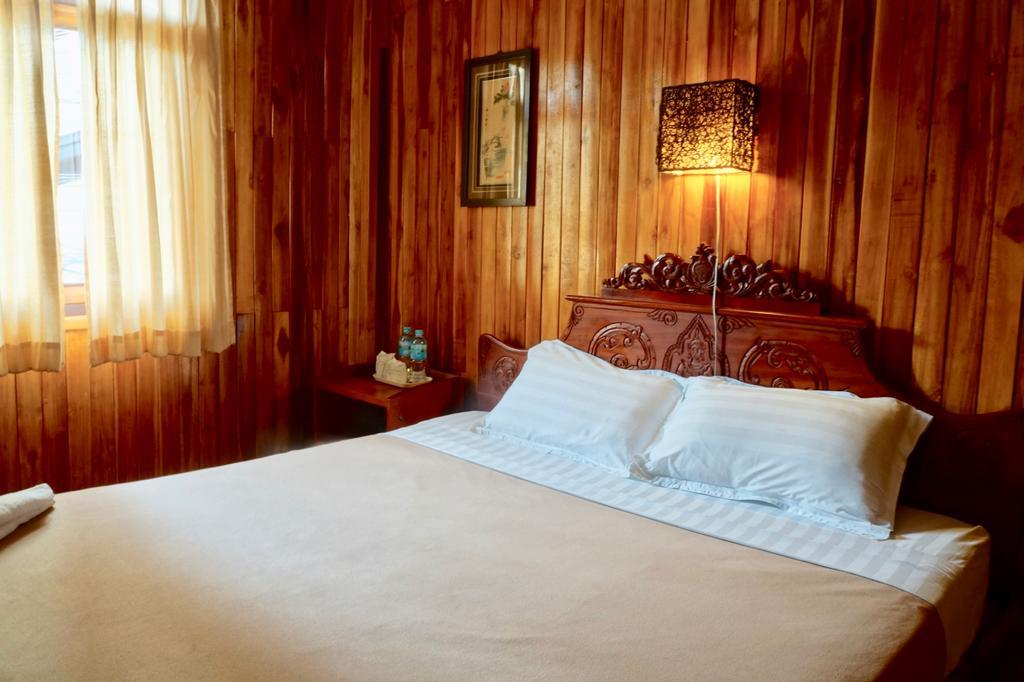 Rimvang Guesthouse Λουάνγκ Πραμπάνγκ Εξωτερικό φωτογραφία